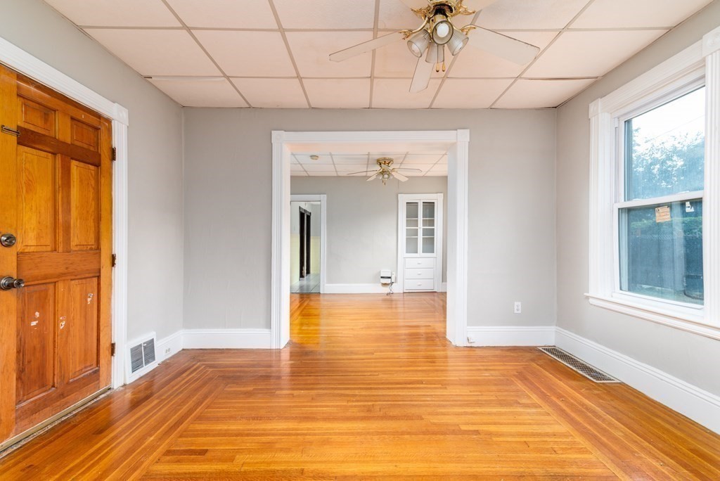 21 Whipple Street Worcester, MA 01607 - Photo 21 of 39 Gallery Image 21