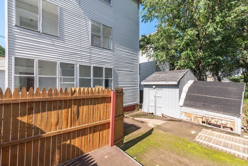 21 Whipple Street Worcester, MA 01607 - Photo 35 of 39 Gallery Image 35