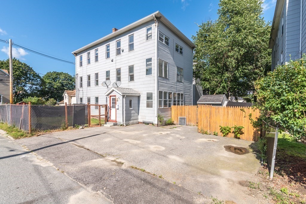 21 Whipple Street Worcester, MA 01607 - Photo 36 of 39 Gallery Image 36
