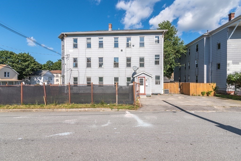 21 Whipple Street Worcester, MA 01607 - Photo 38 of 39 Gallery Image 38