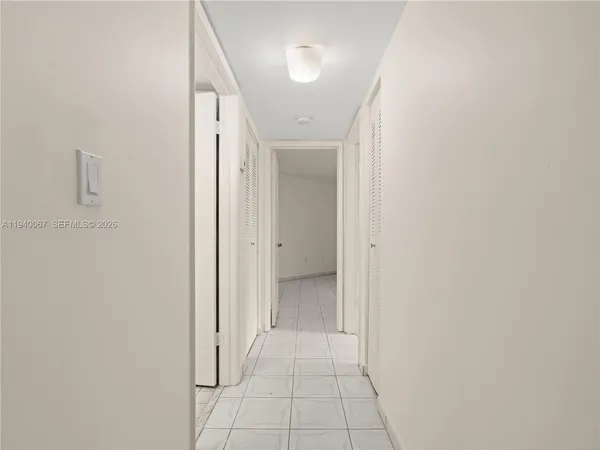 $325,000 | 10249 Northwest 9th St Circle, Unit 1078, Miami, FL 33172