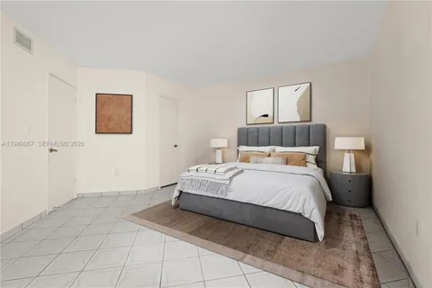 $325,000 | 10249 Northwest 9th St Circle, Unit 1078, Miami, FL 33172