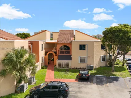 $325,000 | 10249 Northwest 9th St Circle, Unit 1078, Miami, FL 33172