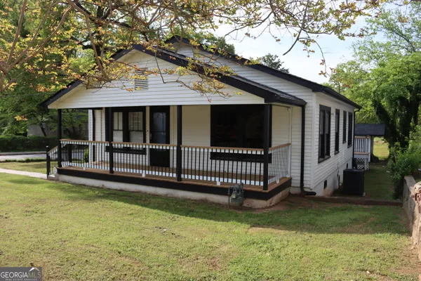 $2,300 | 518 North Avenue, Hapeville, GA 30354