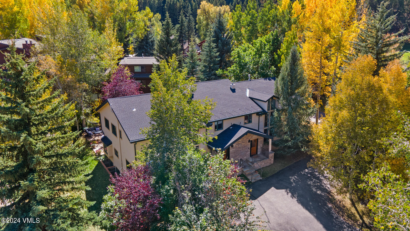 18 Beaver Road, Unit 1 Avon, CO 81620 - Photo 41 of 46 an aerial view of a house
