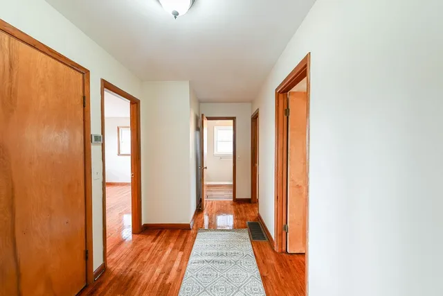 $289,900 | 19349 Highway 156, Patriot, IN 47038