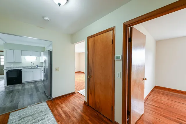 $289,900 | 19349 Highway 156, Patriot, IN 47038