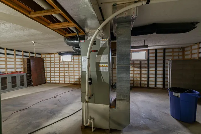 $289,900 | 19349 Highway 156, Patriot, IN 47038