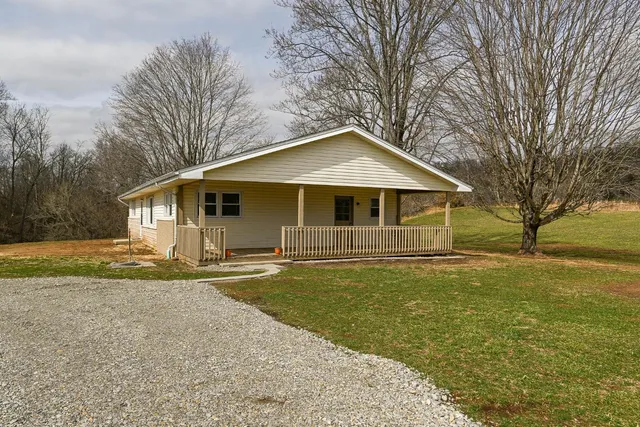 $289,900 | 19349 Highway 156, Patriot, IN 47038