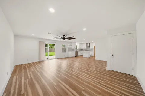 $425,000 | 8903 Railton Street, Houston, TX 77080