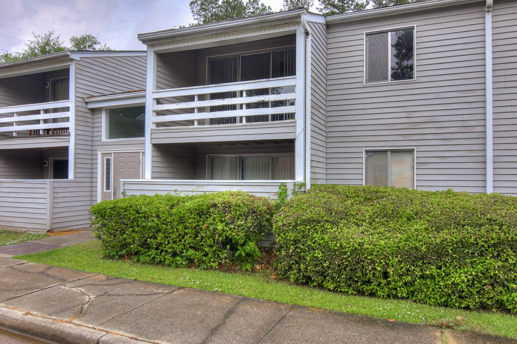1017 Stevens Creek Road, Unit J204 Augusta, GA 30907 - Photo 3 of 16