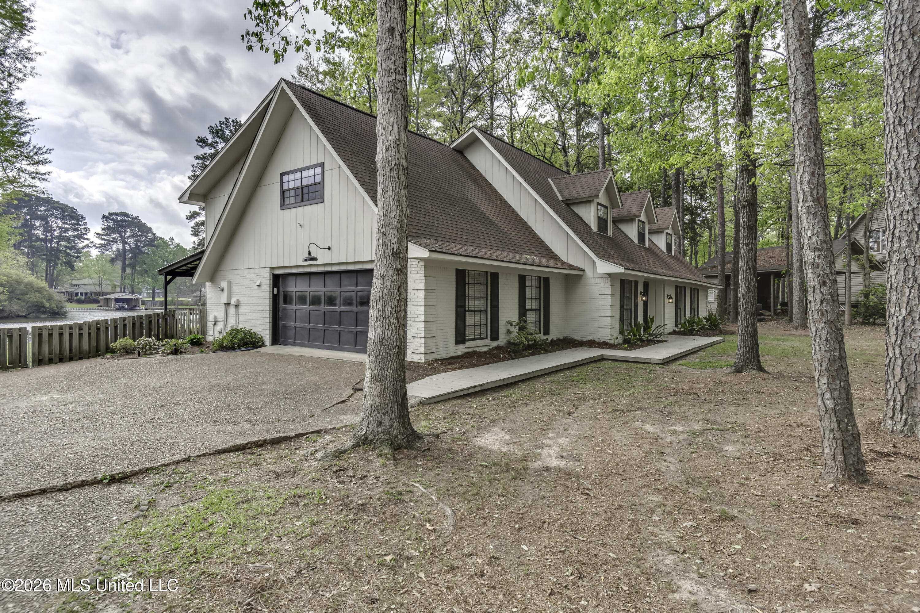 907 Audubon Point Drive Brandon, MS 39047 - Photo 2 of 89 907 Audubon Pt Dr--8