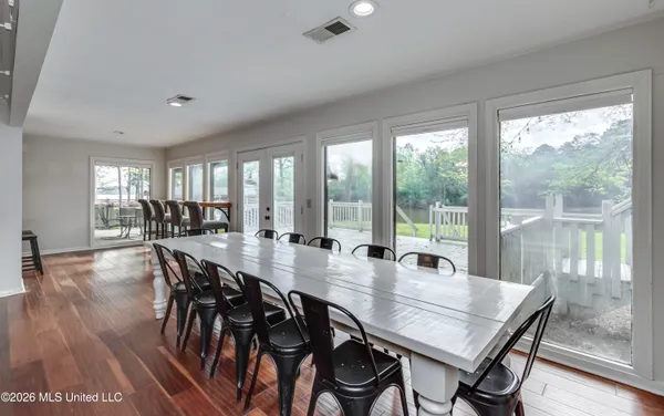 $574,900 | 907 Audubon Point Drive, Brandon, MS 39047