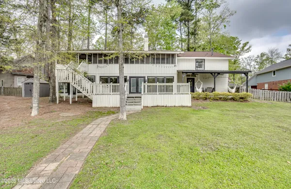 $574,900 | 907 Audubon Point Drive, Brandon, MS 39047