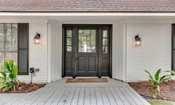 $574,900 | 907 Audubon Point Drive, Brandon, MS 39047