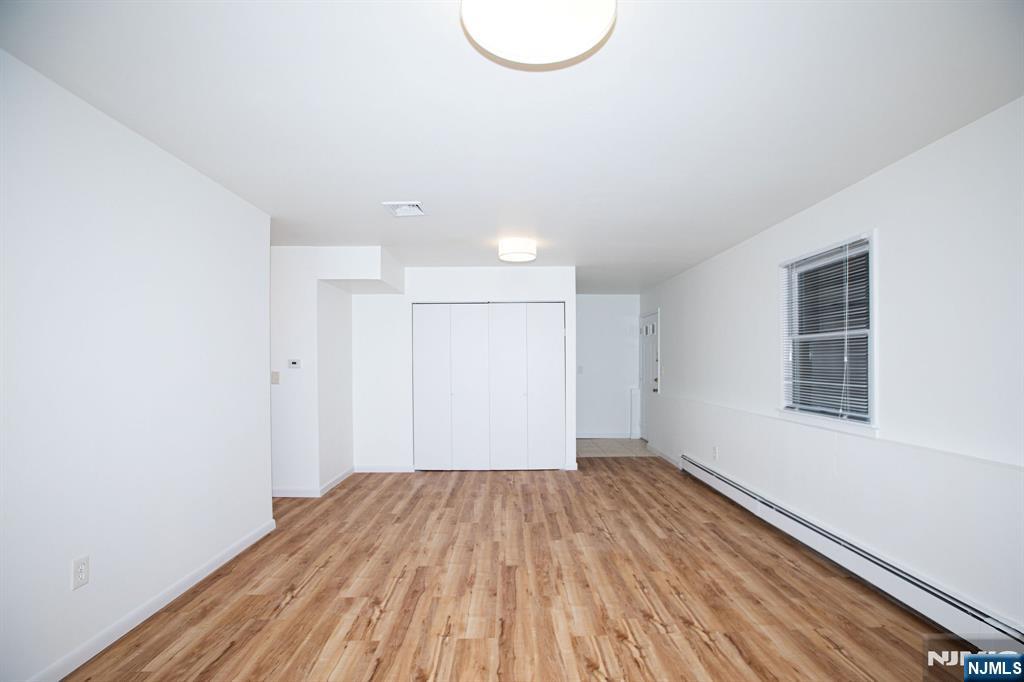 2052 Hoefleys Lane Fort Lee, NJ 07024 - Photo 17 of 23