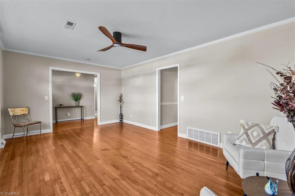 4511 Graham Road Greensboro, NC 27410 - Photo 9 of 49 Living Room