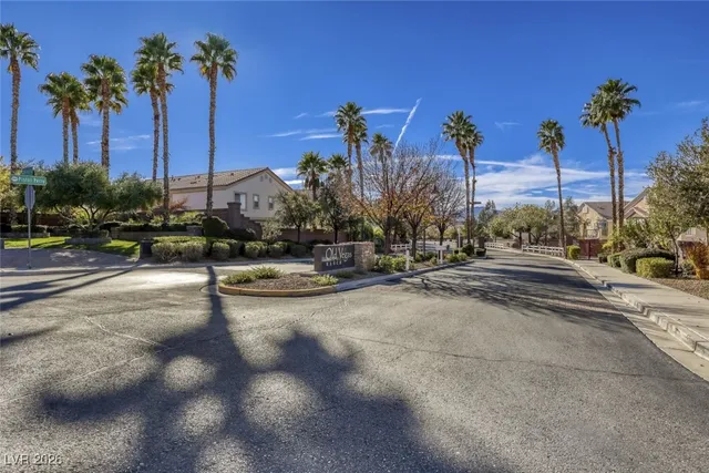 $1,500 | 2572 Land Rush Drive, Henderson, NV 89002