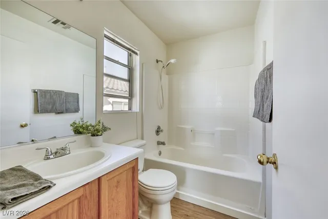 $1,500 | 2572 Land Rush Drive, Henderson, NV 89002