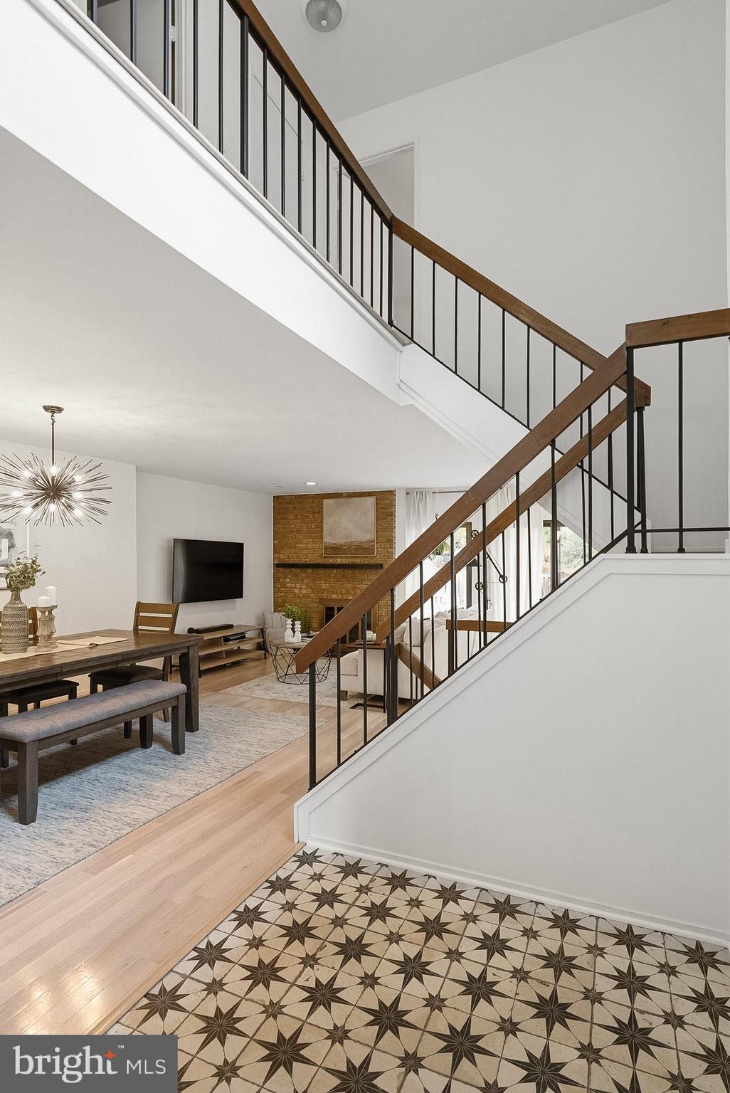 9060 Blarney Stone Drive Springfield, VA 22152 - Photo 3 of 47 a view of entryway and hall