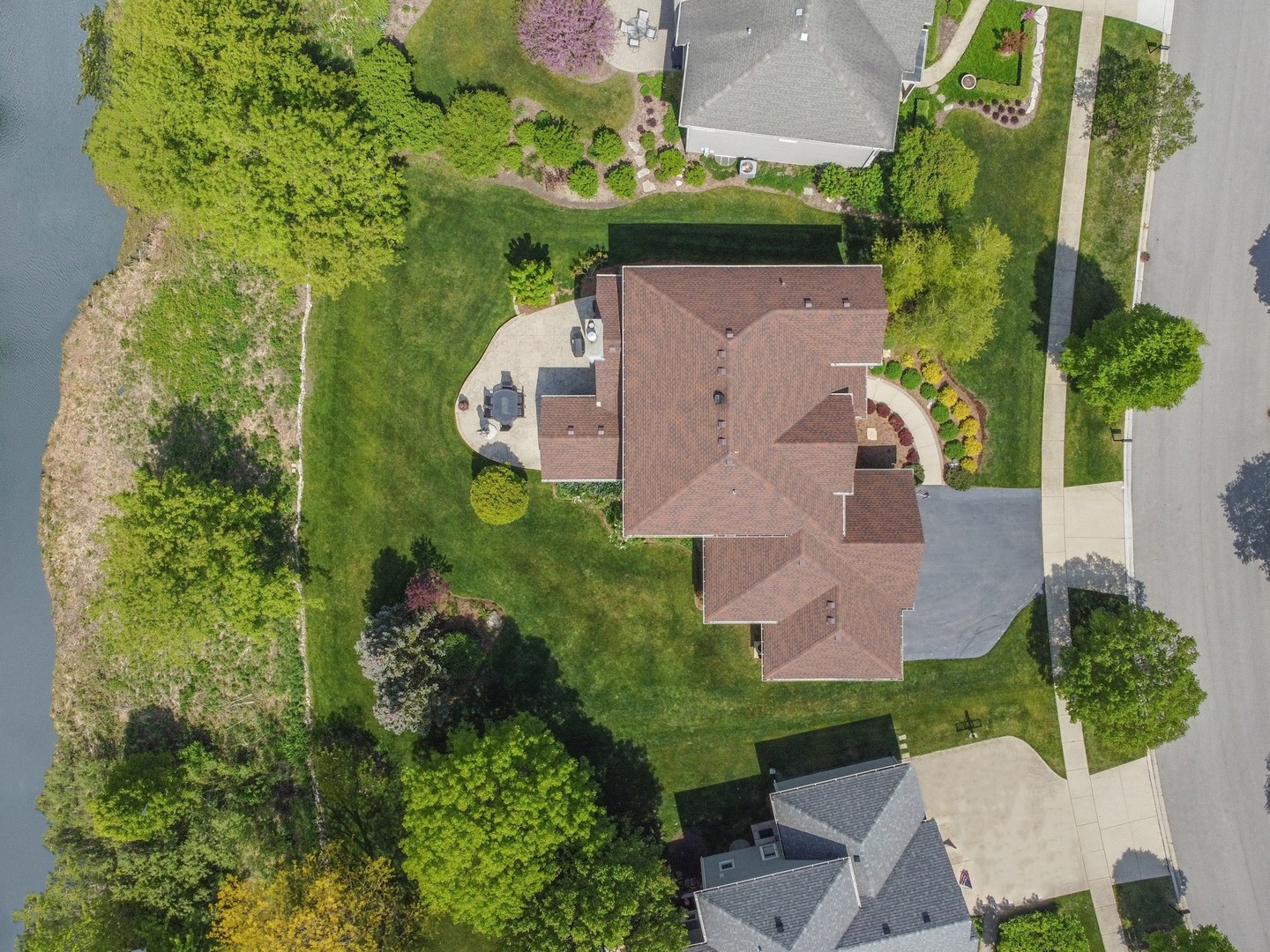 2229 Sutton Drive South Elgin, IL 60177 - Photo 29 of 34