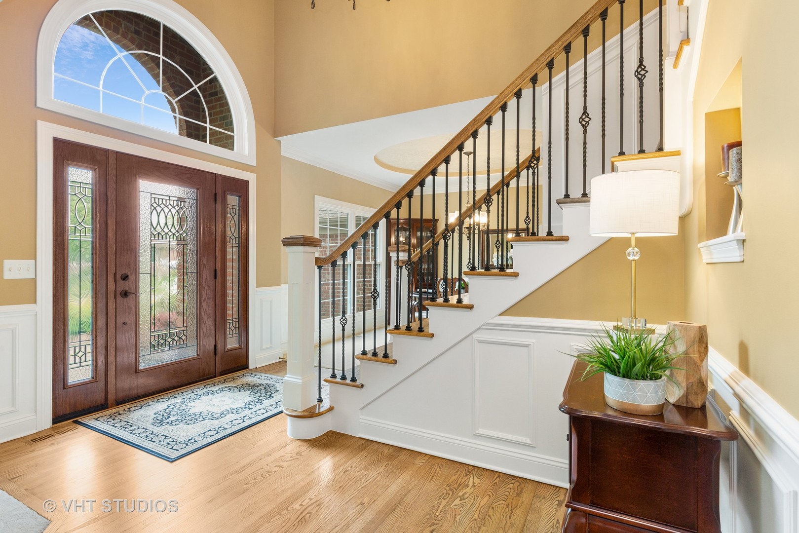 2229 Sutton Drive South Elgin, IL 60177 - Photo 4 of 34