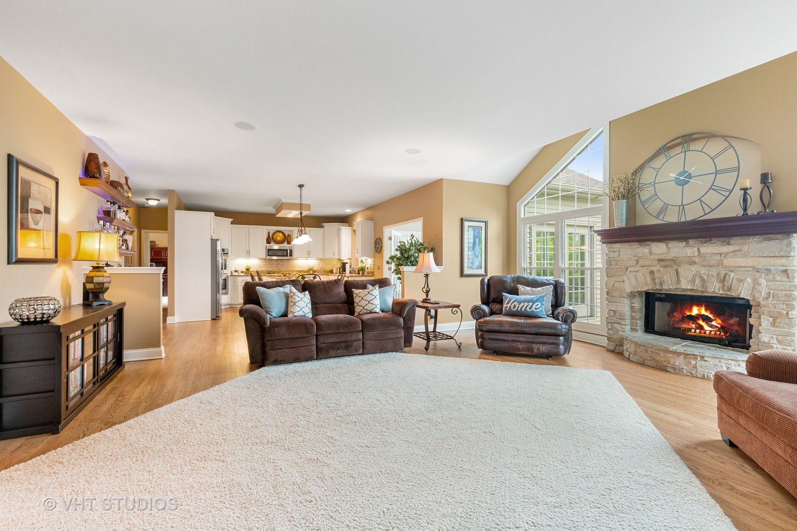 2229 Sutton Drive South Elgin, IL 60177 - Photo 9 of 34