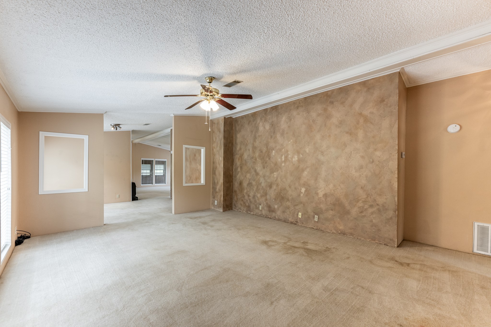 290 Townley Ranch Road Huntsville, TX 77320 - Photo 4 of 50