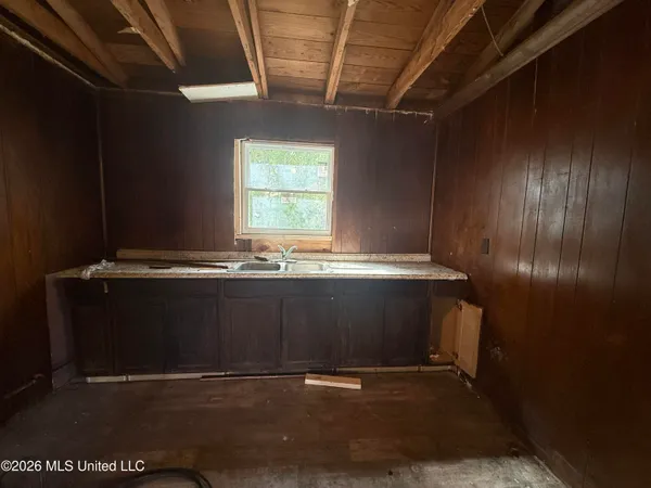 $39,000 | 3424 Howze Street, Moss Point, MS 39563