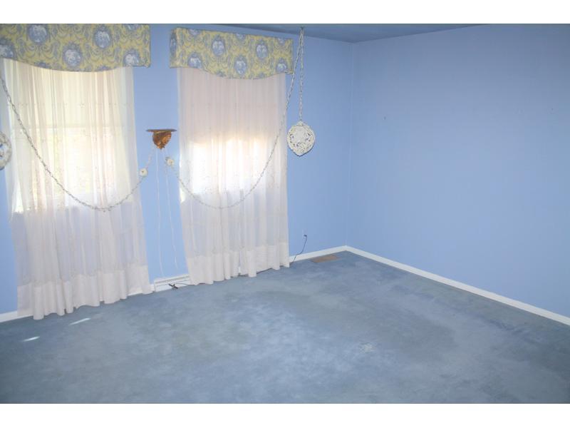 1324 West Country Club Road Connersville, IN 47331 - Photo 11 of 12 Gallery Image 11