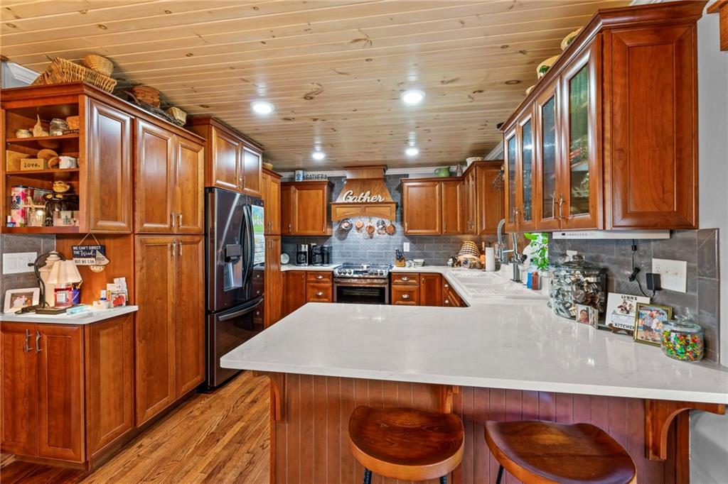 78 Conklin Road Washington, PA 15301 - Photo 9 of 39 Kitchen 78 Conklin Road