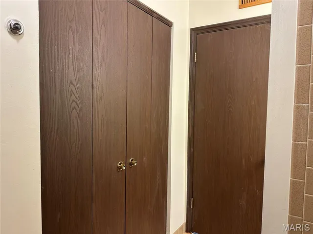 $89,000 | 702 Materdie Lane, Unit C, Florissant, MO 63031