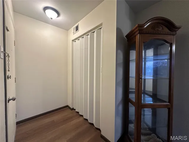 $89,000 | 702 Materdie Lane, Unit C, Florissant, MO 63031
