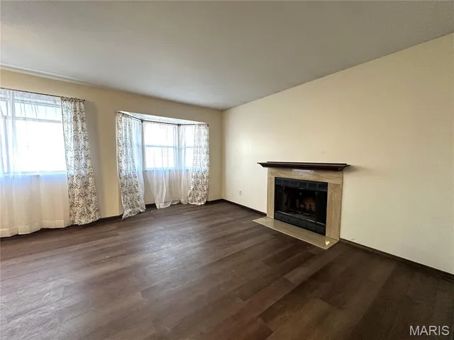 $89,000 | 702 Materdie Lane, Unit C, Florissant, MO 63031