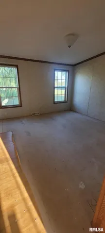 $135,000 | 1355 South College Street, Salem, IL 62881