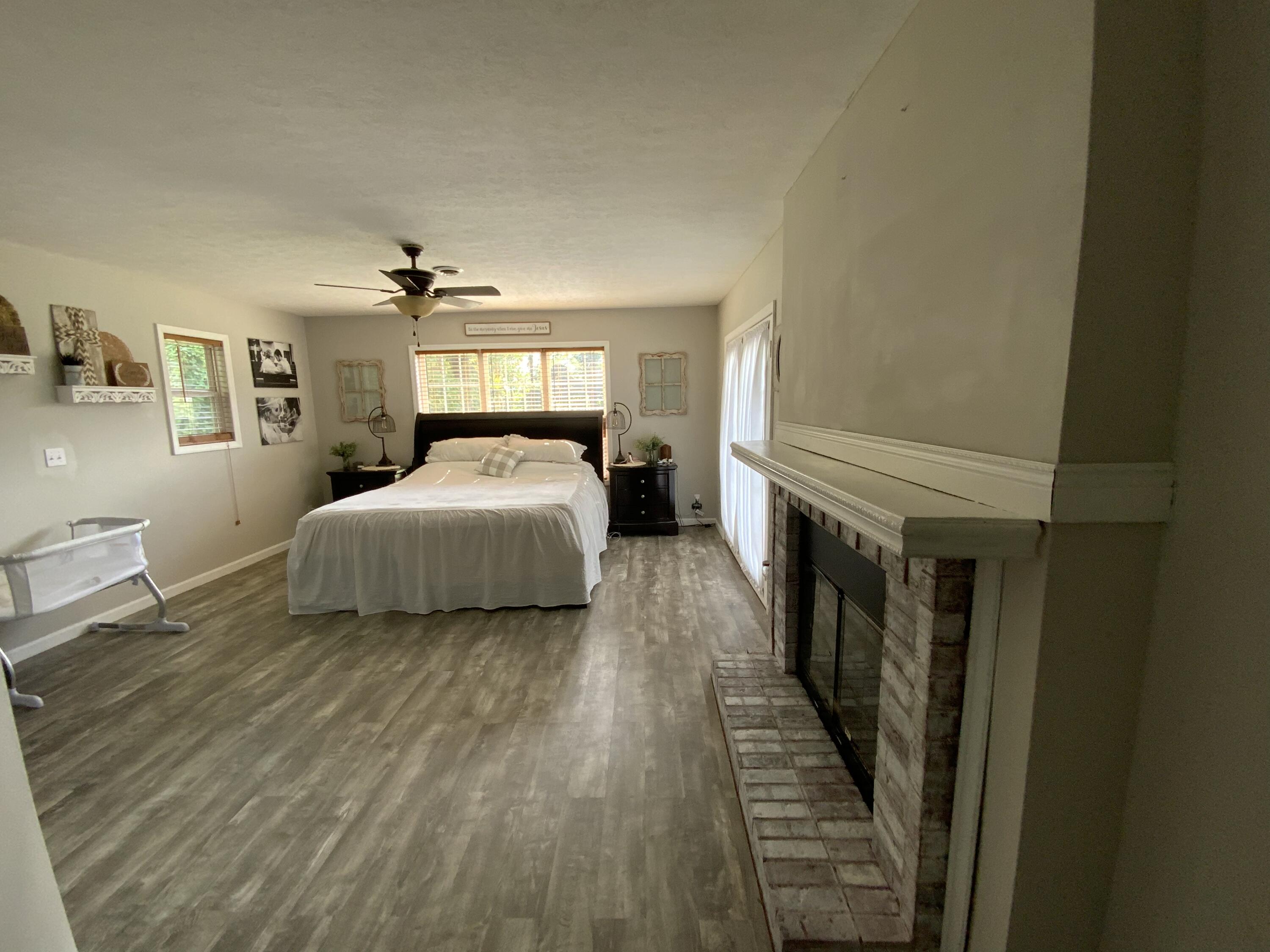 3754 Dutch Valley Road Clinton, TN 37716 - Photo 32 of 40 A7573850-E36A-43FC-A50B-CF8A49798774