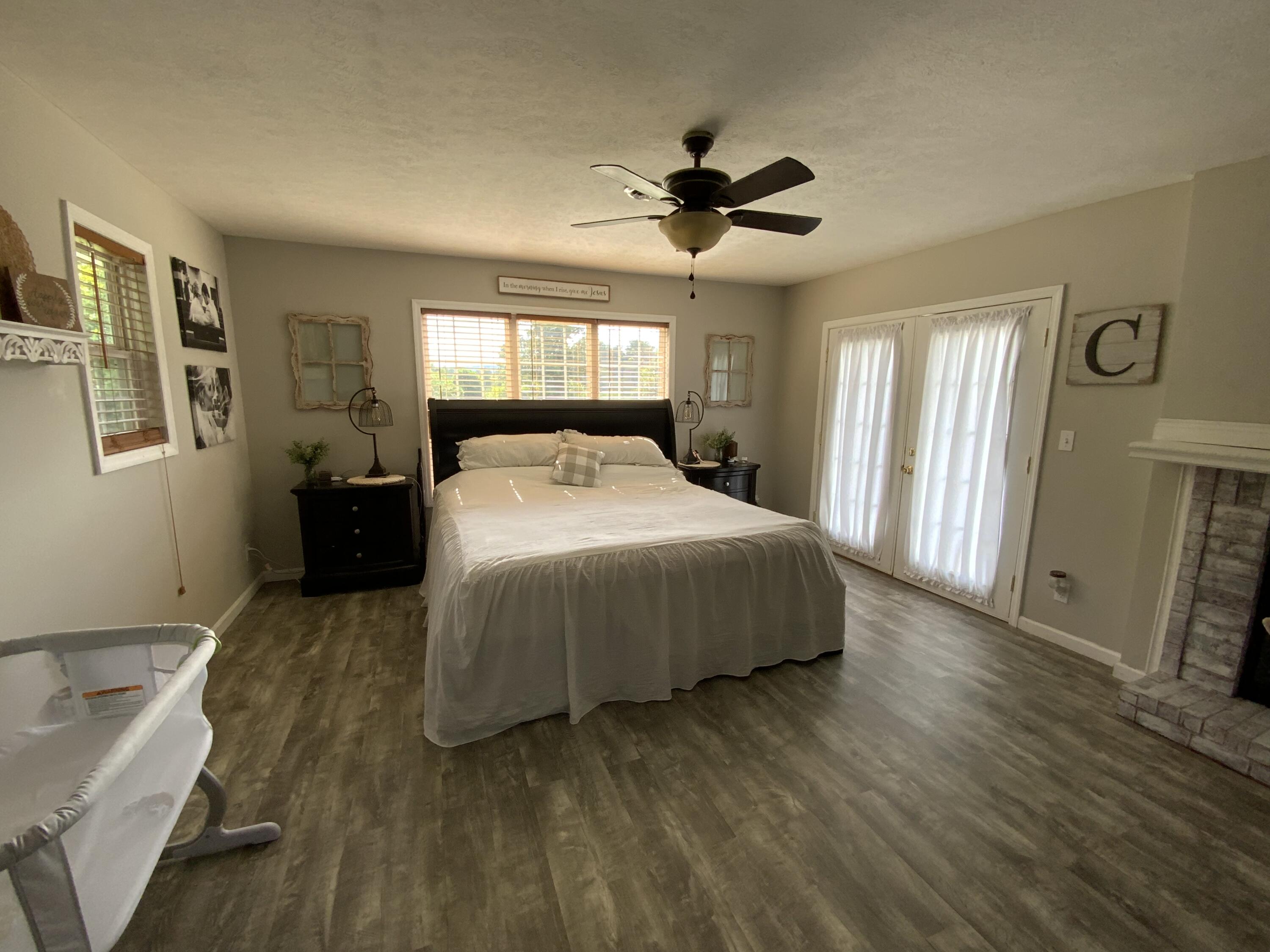 3754 Dutch Valley Road Clinton, TN 37716 - Photo 33 of 40 D2F1F73E-AC6B-4B82-BE53-2B9514C06613