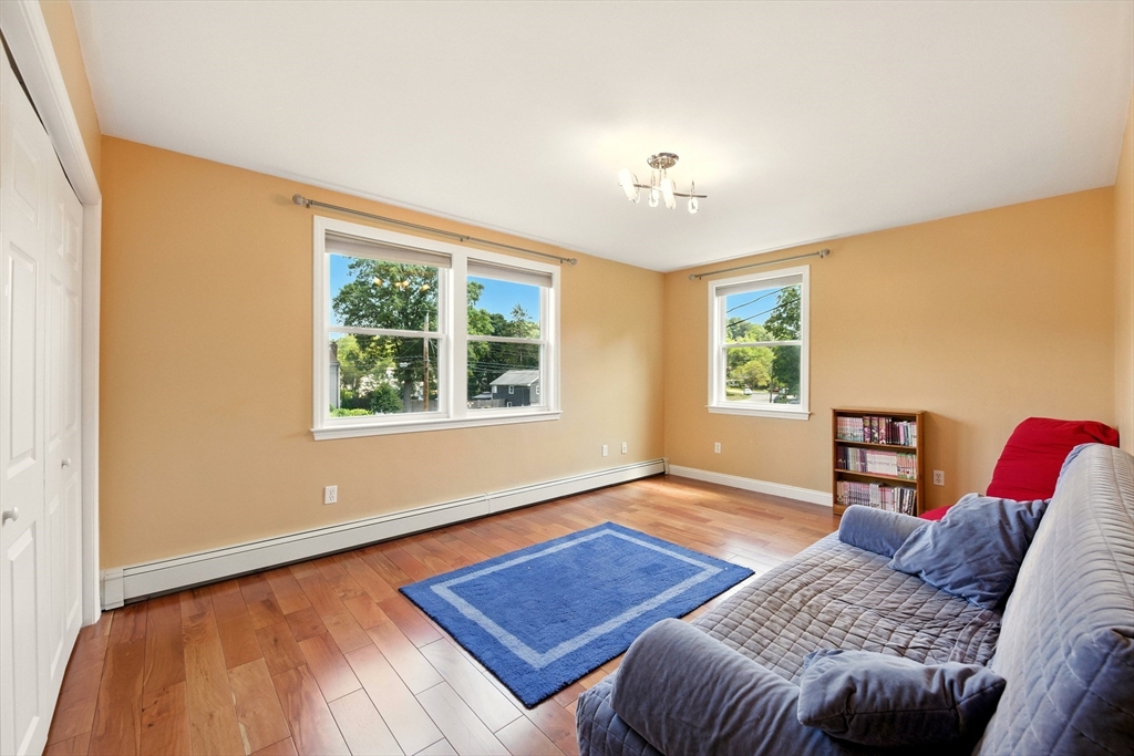 33 Highgate Road Framingham, MA 01701 - Photo 24 of 33