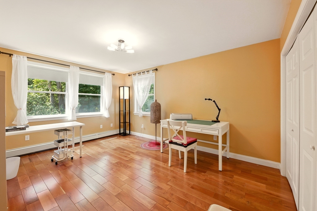 33 Highgate Road Framingham, MA 01701 - Photo 27 of 33