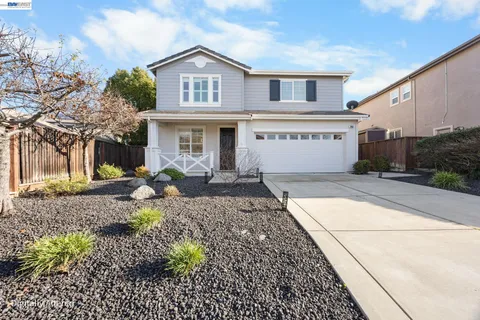 $875,000 | 2400 Positano Avenue, Brentwood, CA 94513