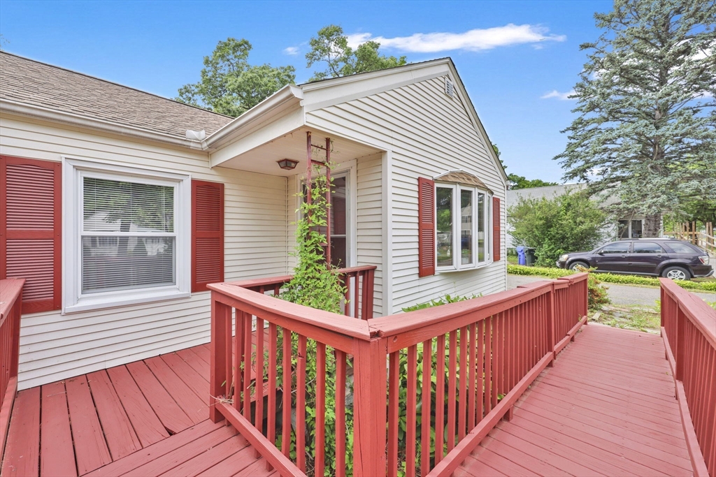 232 Almira Road Springfield, MA 01119 - Photo 35 of 36