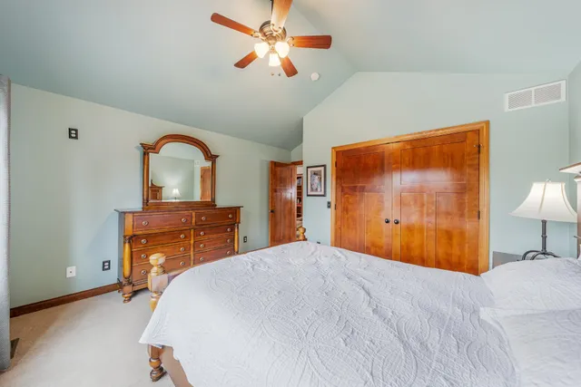 $649,900 | 1606 South Carver Lane, Appleton, WI 54914