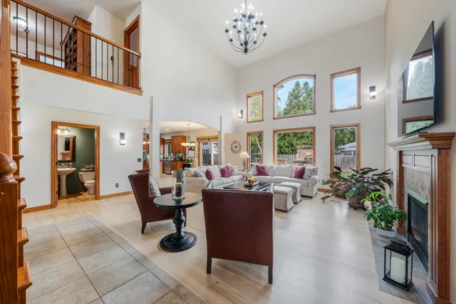 $649,900 | 1606 South Carver Lane, Appleton, WI 54914