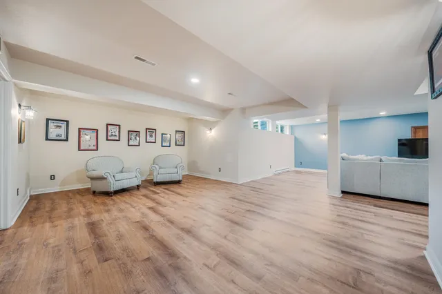 $649,900 | 1606 South Carver Lane, Appleton, WI 54914