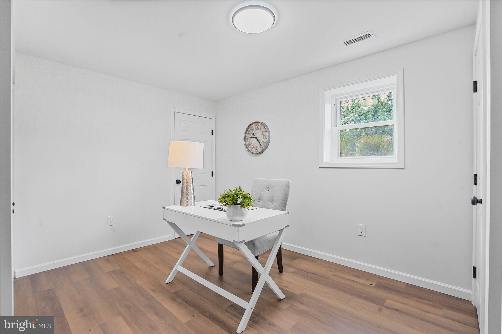 8816 Fort Hunt Road Alexandria, VA 22308 - Photo 16 of 26 Gallery Image 16