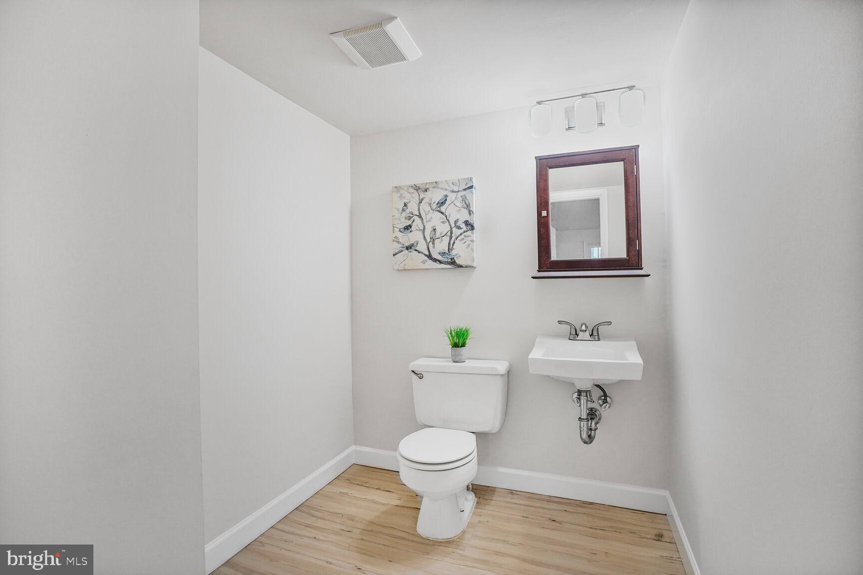 8816 Fort Hunt Road Alexandria, VA 22308 - Photo 18 of 26 Gallery Image 18