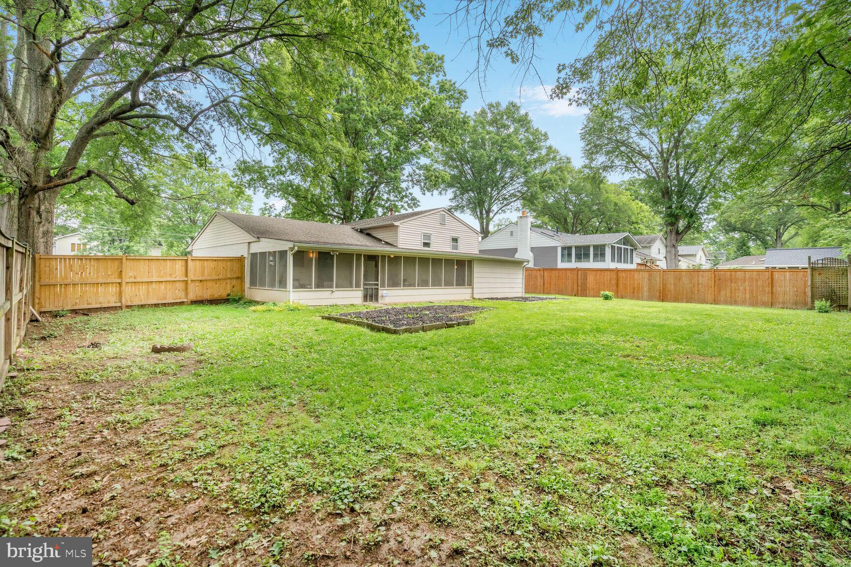 8816 Fort Hunt Road Alexandria, VA 22308 - Photo 22 of 26 Gallery Image 22
