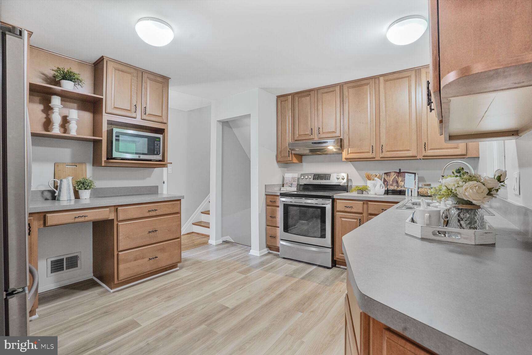8816 Fort Hunt Road Alexandria, VA 22308 - Photo 10 of 26 Gallery Image 10