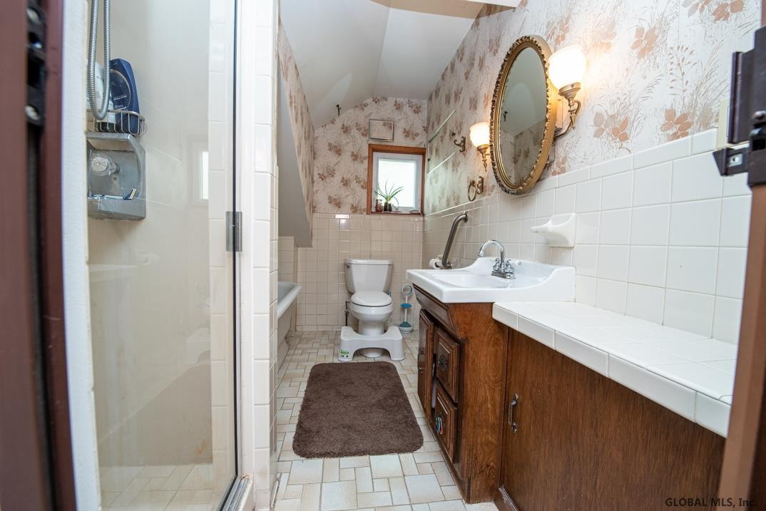 1038 4th Street Rensselaer, NY 12144 - Photo 17 of 28 Photo 17