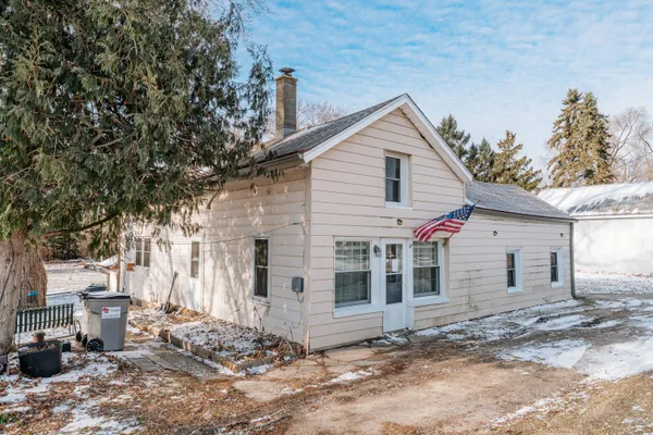 $265,000 | N6335 County Road East, Concord, WI 53066